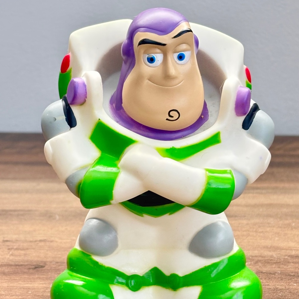 VINTAGE Disney Pixar Toy Story BUZZ LIGHTYEAR Toy Figure Bath Toy Cake Topper